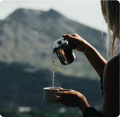 En este momento estás viendo CÓMO EL CAFÉ MEJORA TU PRODUCTIVIDAD